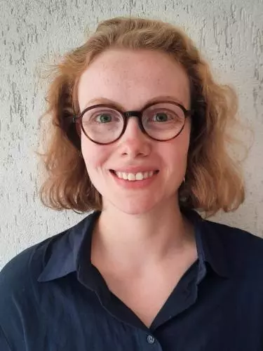 zoe reed sanderson headshot